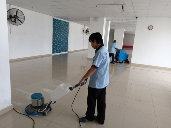Industrial cleaning service