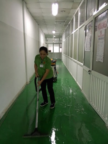 Industrial cleaning service