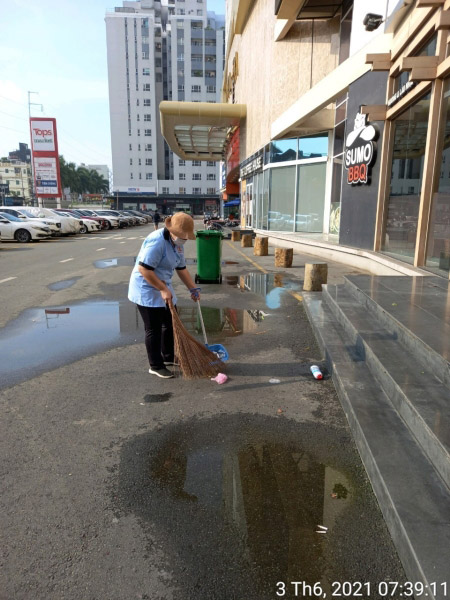 Industrial cleaning service