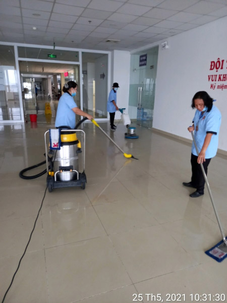 Industrial cleaning service