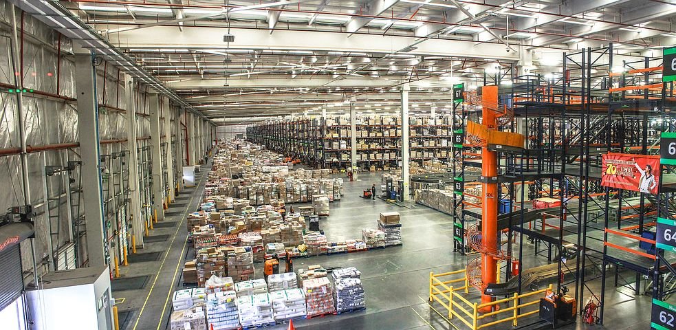 Warehousing rental services