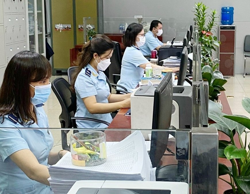 Customs brokerage and clearance services