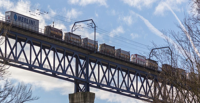 Rail transportation