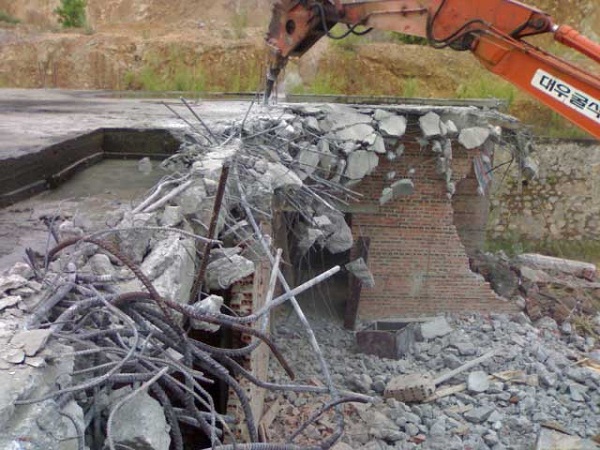 Construction scrap