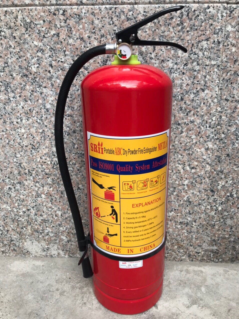 Fire extinguisher