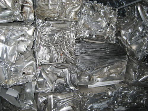 Aluminum scraps