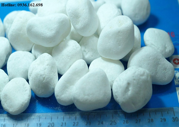 White Salt Pebble