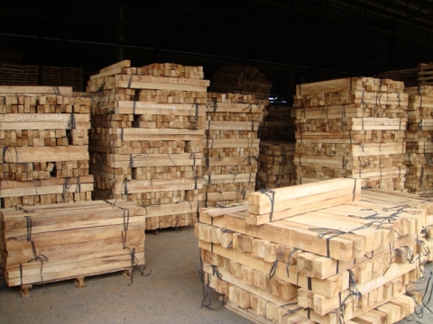 Rubber wood