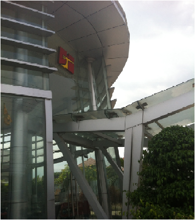 Glass cleaning service