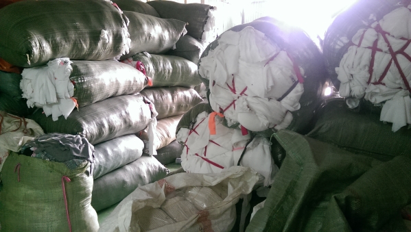 Industrial wiping rags