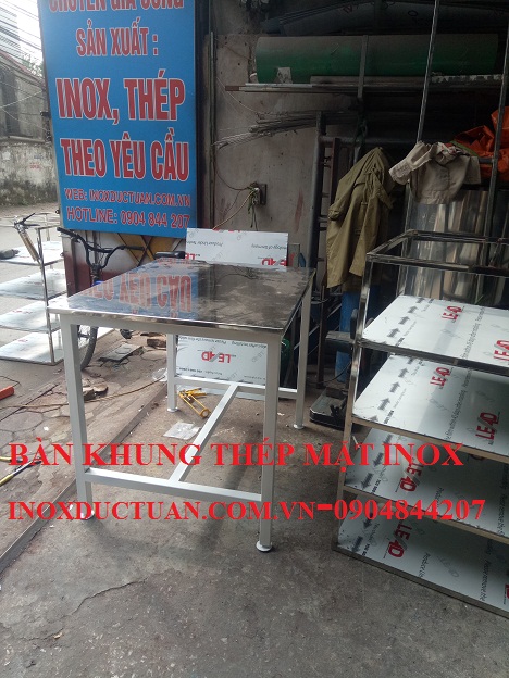 Stainless steel table