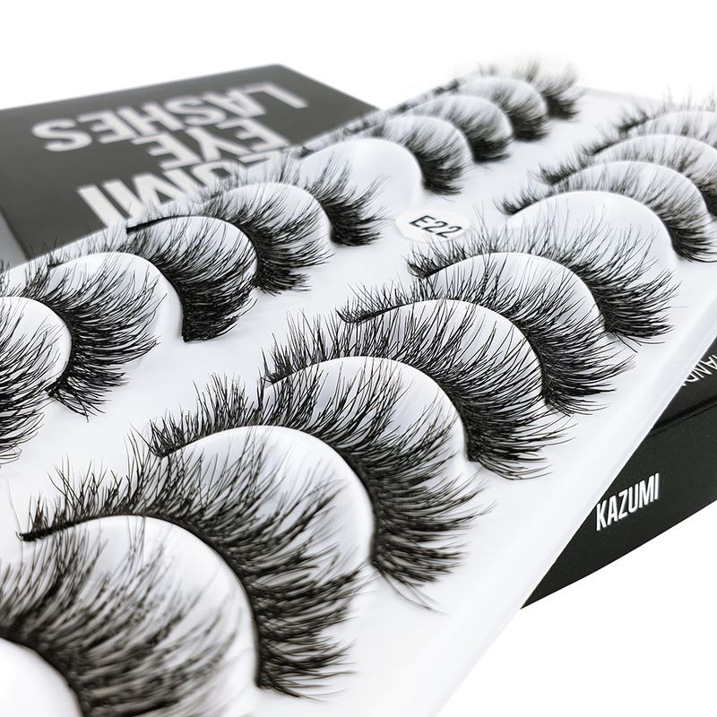 Kazimu lashes E22