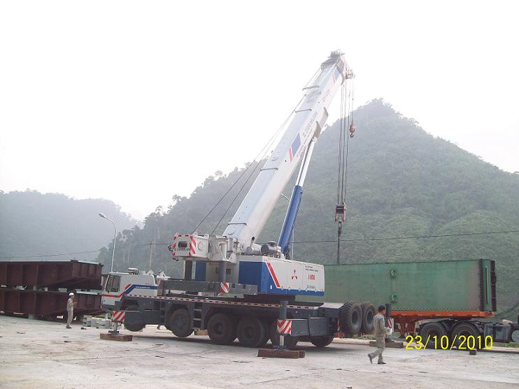 Zoomlion crane