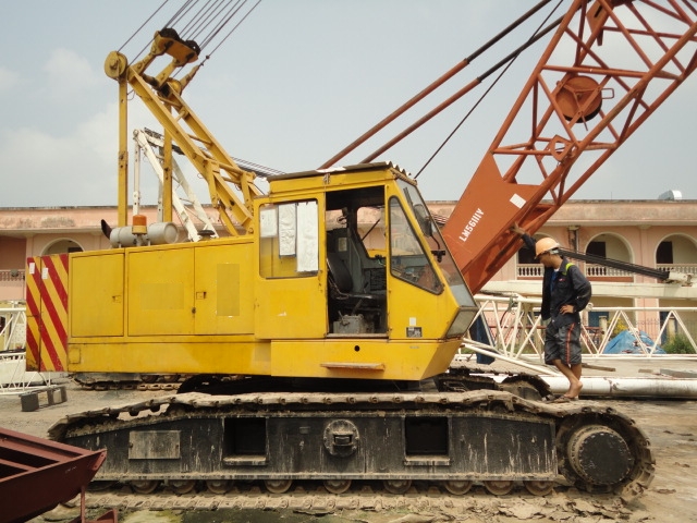 Crawler Crane