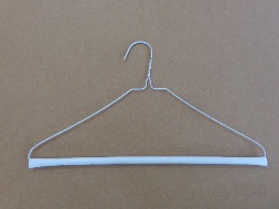 Clothes hanger