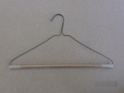 Clothes hanger