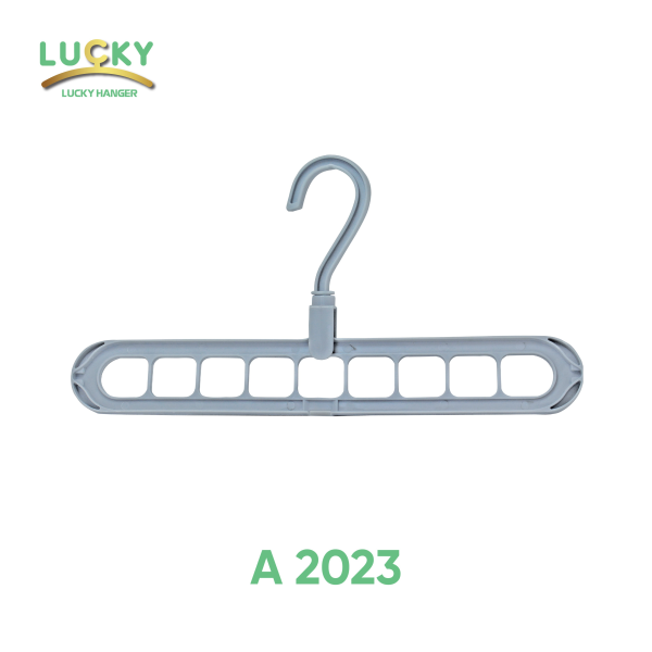 Plastic hanger