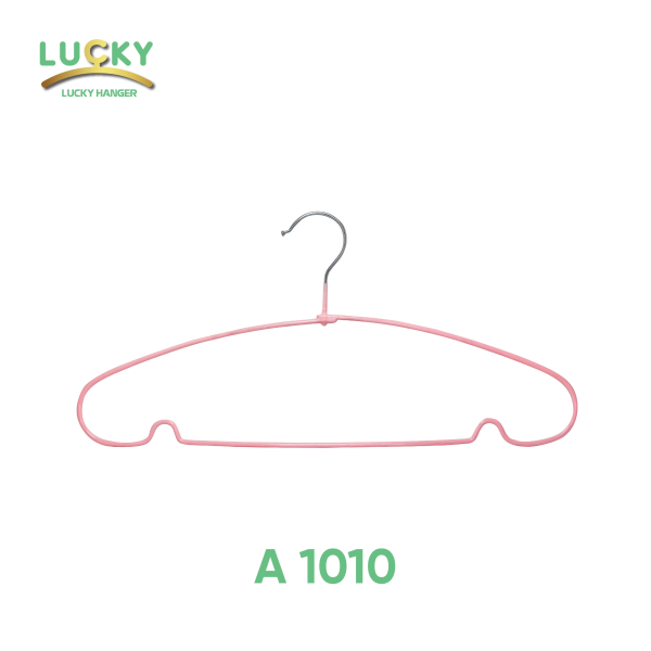 Plastic hanger