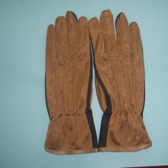Driving gloves