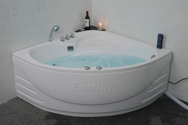 Whirlpool bathtubs