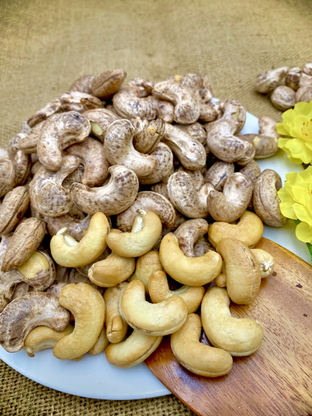 Cashews