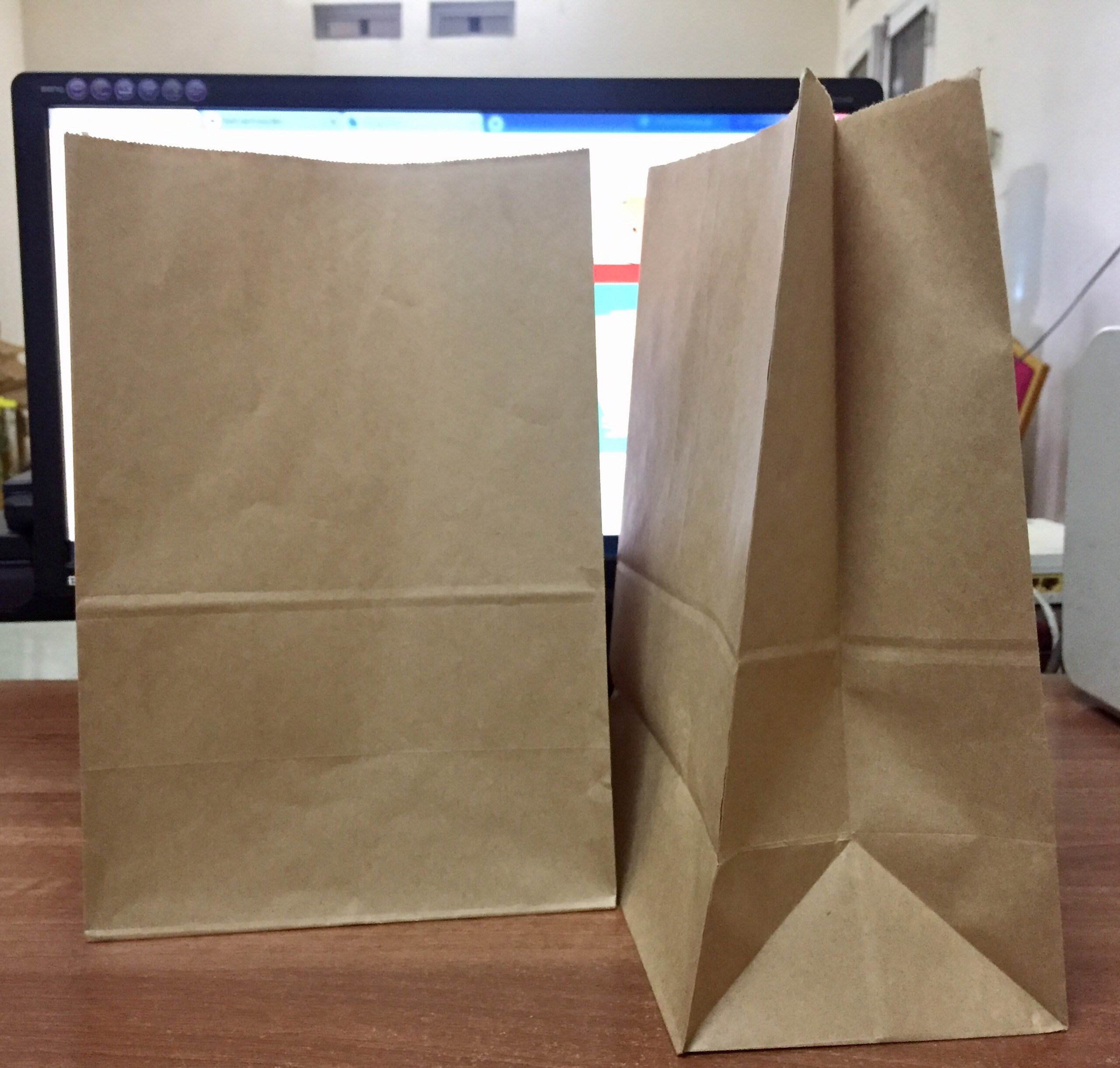 Kraft paper bag