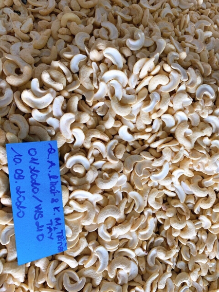 Cashew nuts