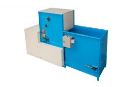 Polyester fiber opening machine