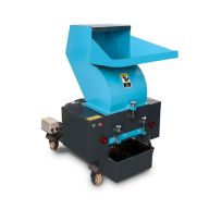 Vertical sponge crusher machine