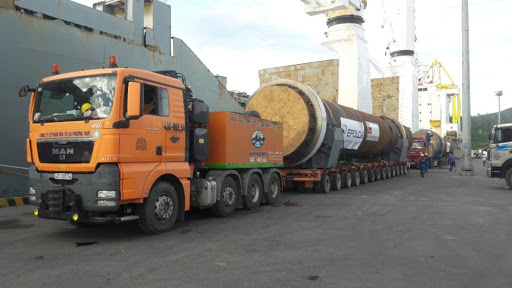 Construction cargo transport