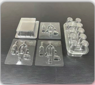 Formed plastic tray