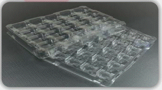 Formed plastic tray