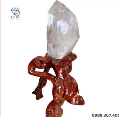 VIP white quartz crystal block