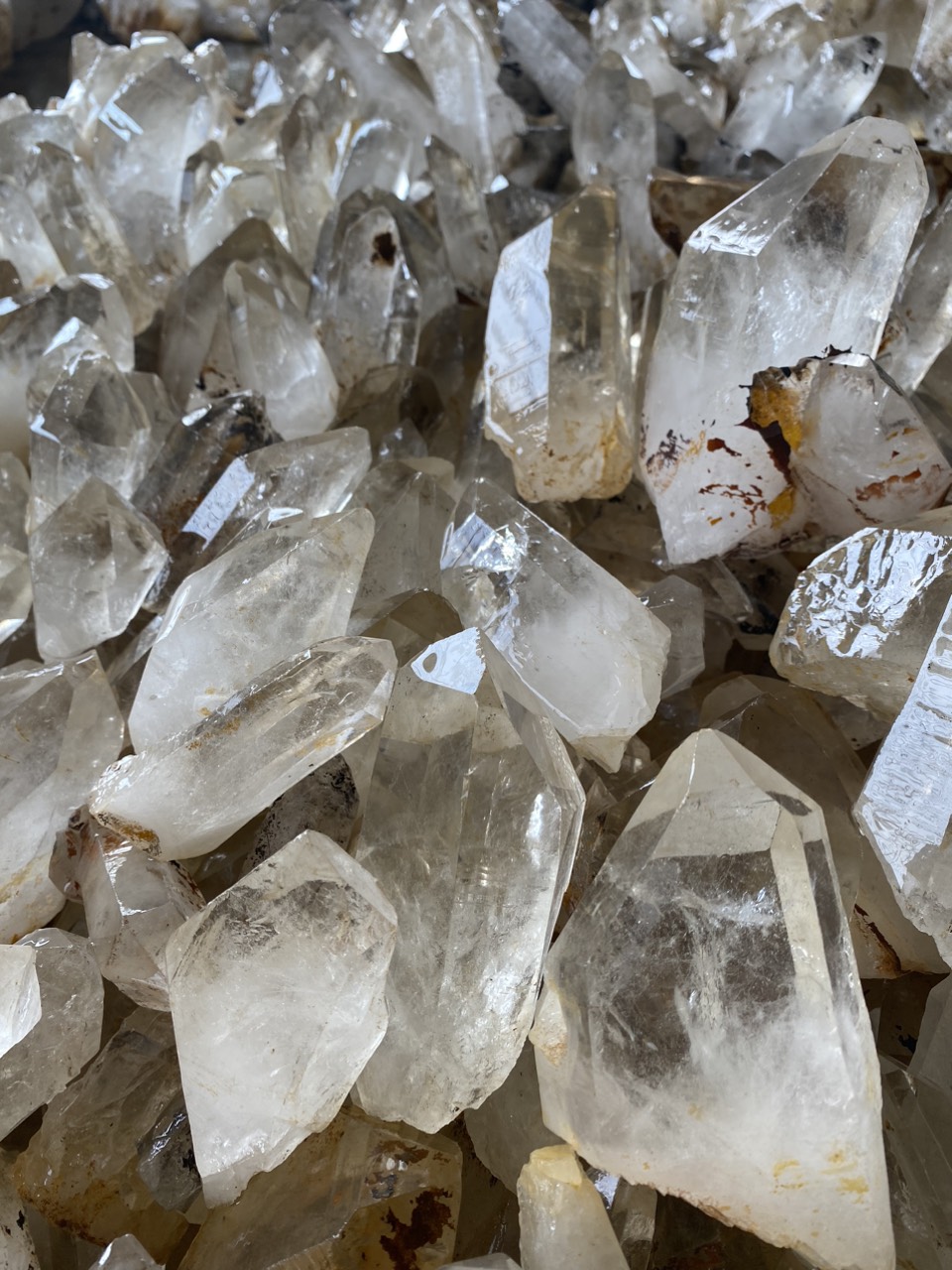Five-color quartz for Feng Shui protection and foundation filling
