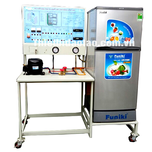 Expanded wind-cooled refrigerator model