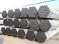 Welding steel pipe