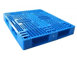 Plastic pallets