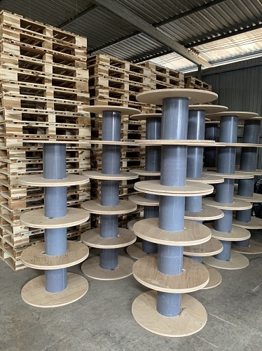 Wooden Reels with Plastic Cores