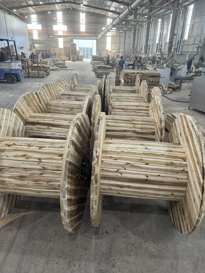 Wooden Cable Reels