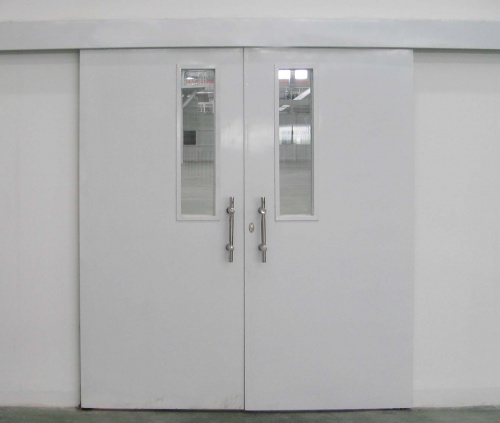 Fireproof steel door