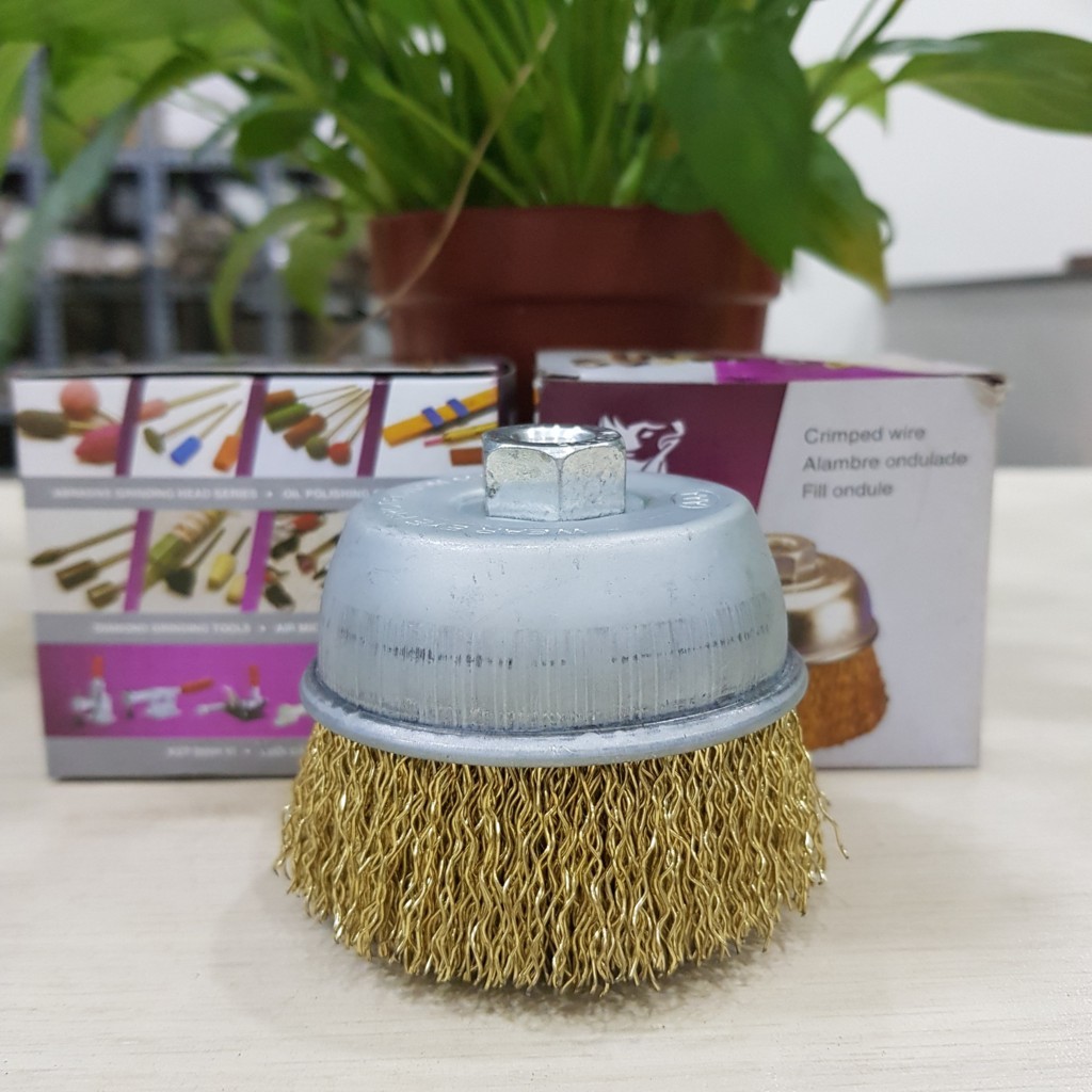 Steel wire cup brush