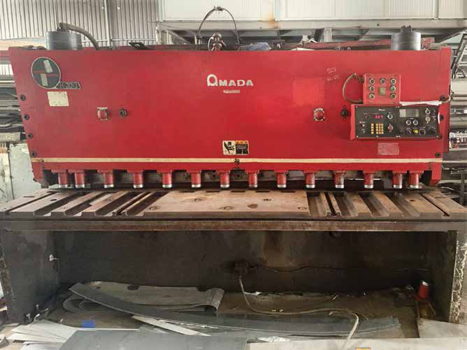 Amada stainless steel cutting machine