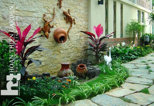 small lanscape garden