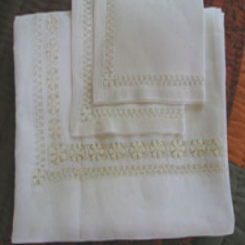 Linen table cloth