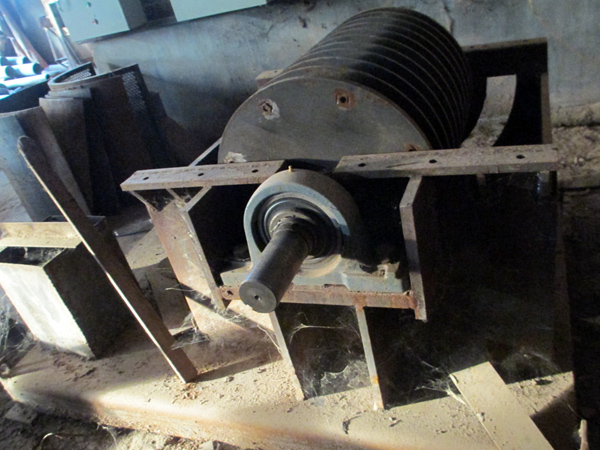 Shaft lathe machining