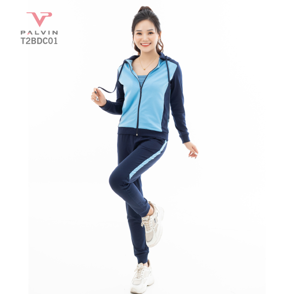 Women sweatsuit