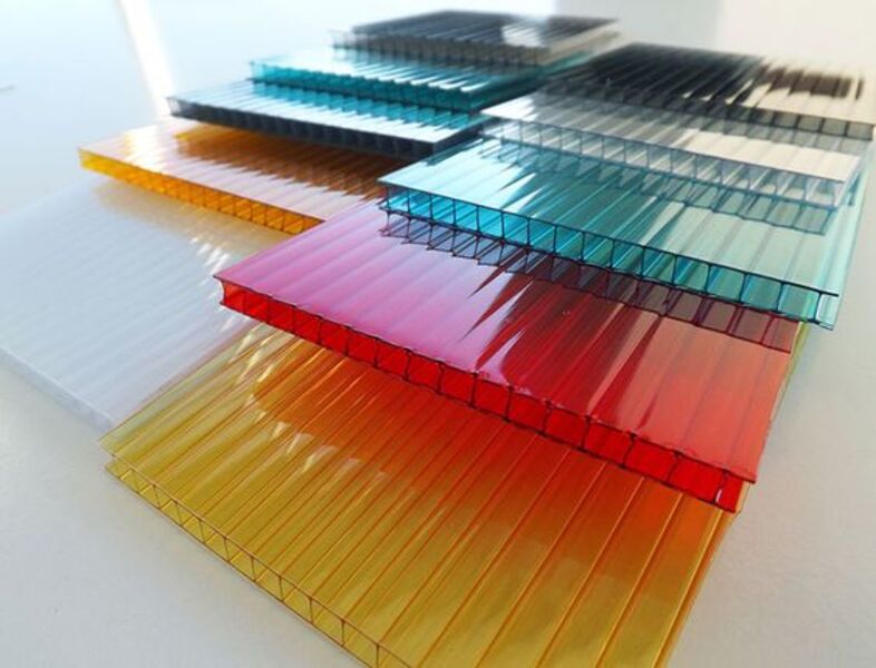 Hollow polycarbonate sheet