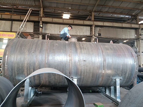 Processing and manufacturing industrial tanks as required