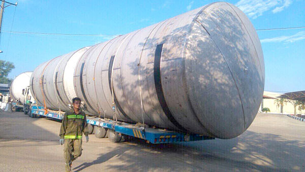Industrial tank construction and installation