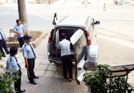 Goods escort security service